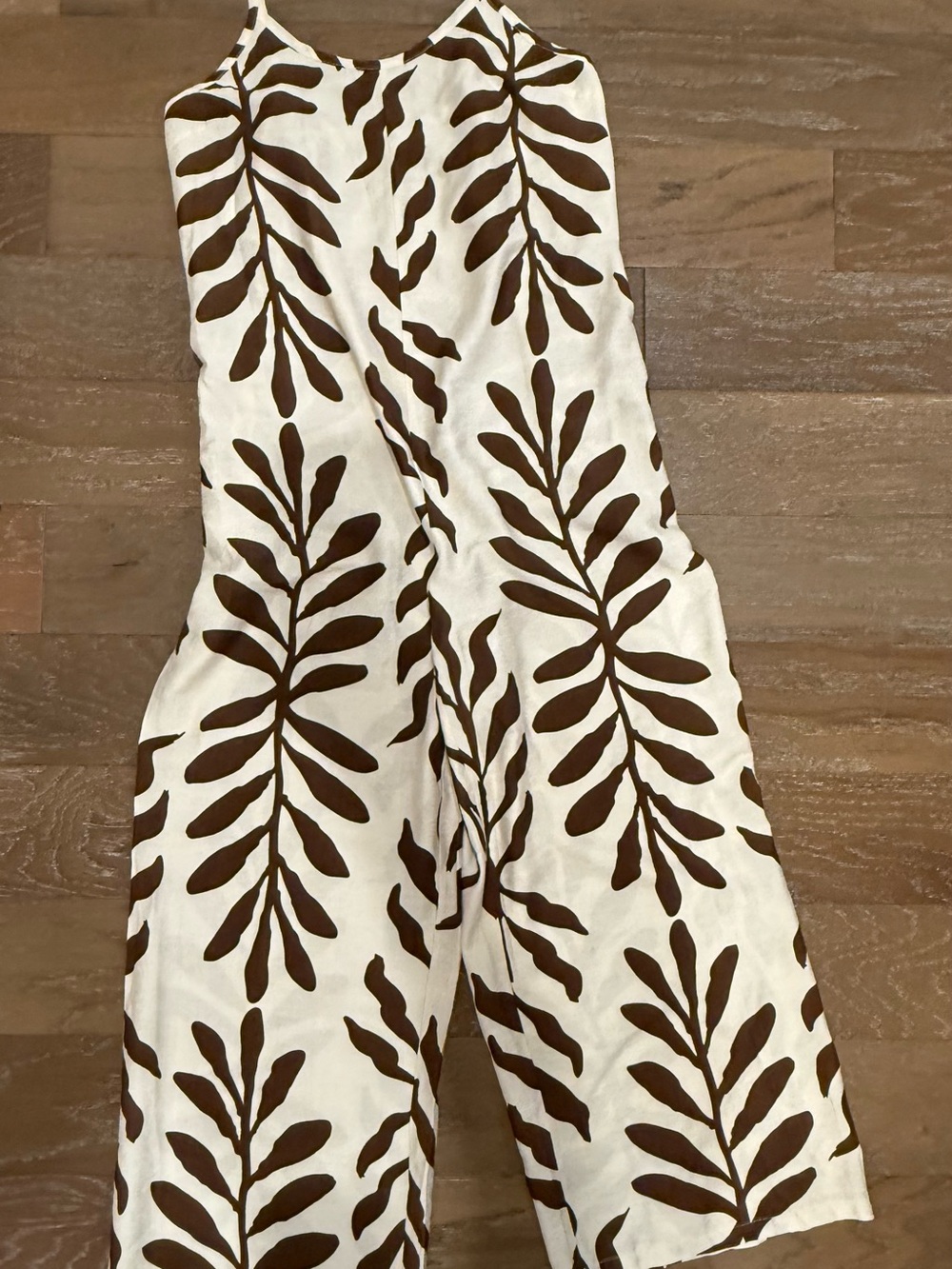 Sleeveless White Jumpsuit with Brown Leaf Print